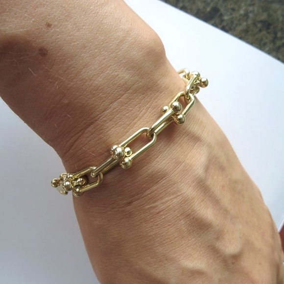 Stirrup 14K Solid Yellow Gold U Link Bracelet - Picture 15 of 15